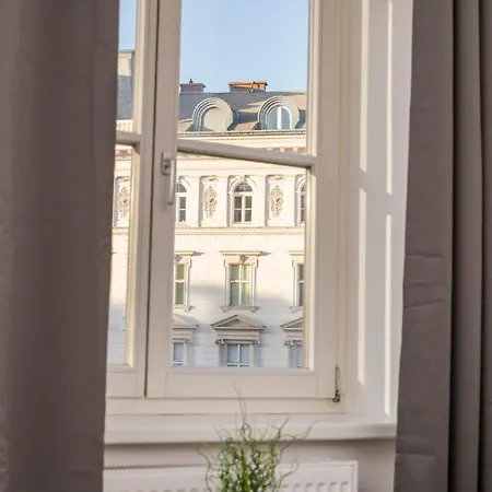 Sigmund Freud Lounge * Vienna