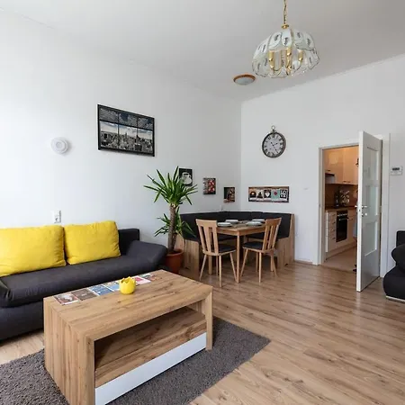 Apartment Sunny Renovated Close To Downtown