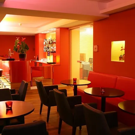 Hotell Courtyard By Marriott Schoenbrunn