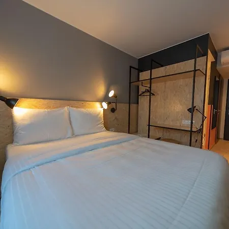 Ibis Styles Messe Prater Hotel 3*