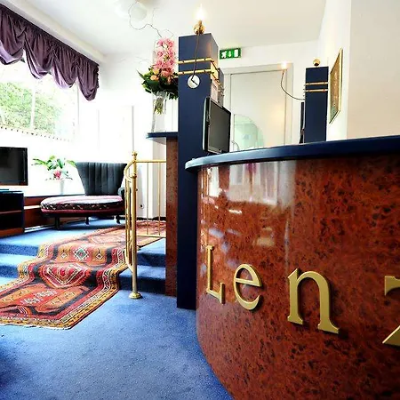 Hotel The Weekend 4*