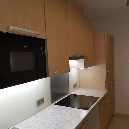 Stadthalle Apartment Vienna
