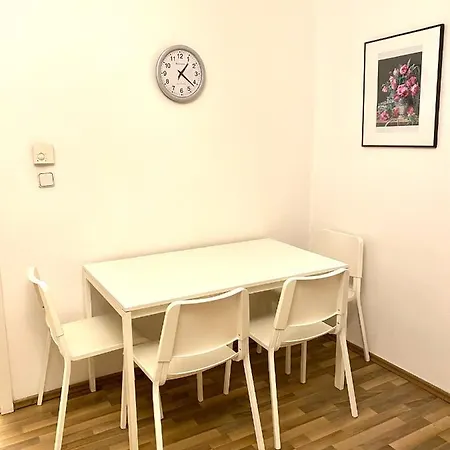 Apartment Opera