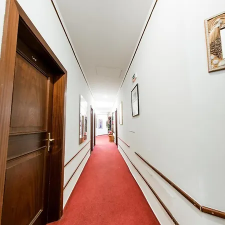 Hotel-pension Dormium 3*