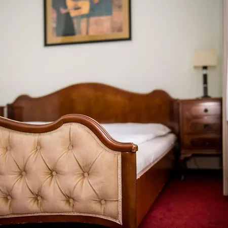 Hotel-pension Dormium Отель Вена