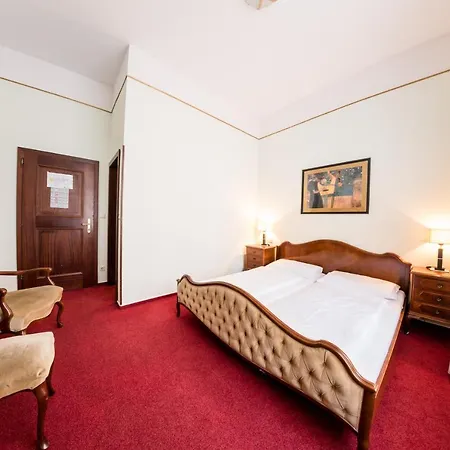 Hotel-pension Dormium Отель Вена