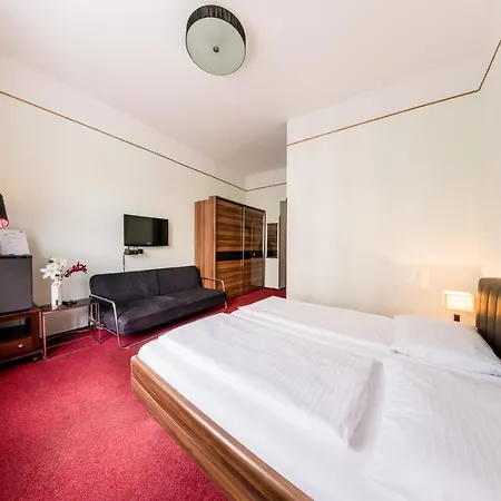 Hotel-pension Dormium Отель Вена
