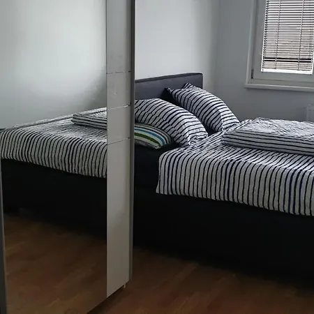 City Gate Apartment, U1 Metro Station, *