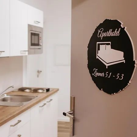 Kostbar Aparthotel *