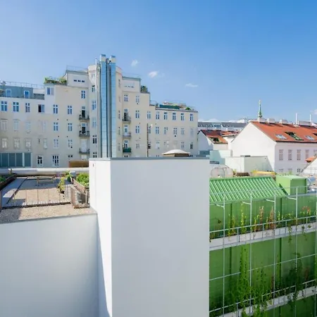 Residence, Mariahilfer Str. - Neubaugasse *