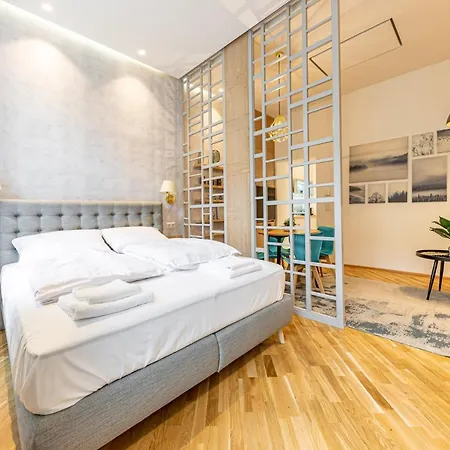 Zeus Design Apartamento *