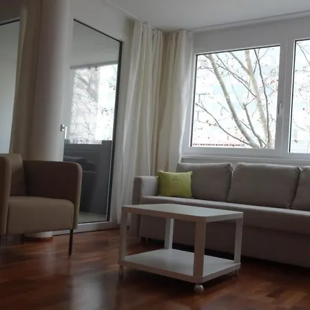 Apartment United Nations 12 Vienna