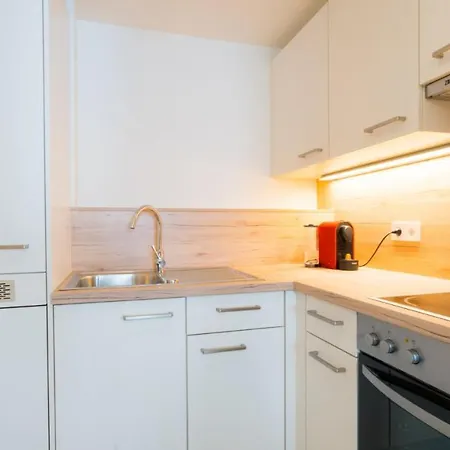 Residence, Mariahilfer Str. - Neubaugasse Vienna