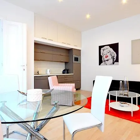 Residence, Alsergrund - Akh *