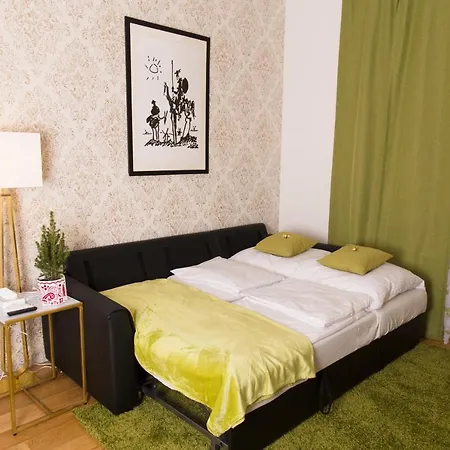 Apartment Flair By Family &