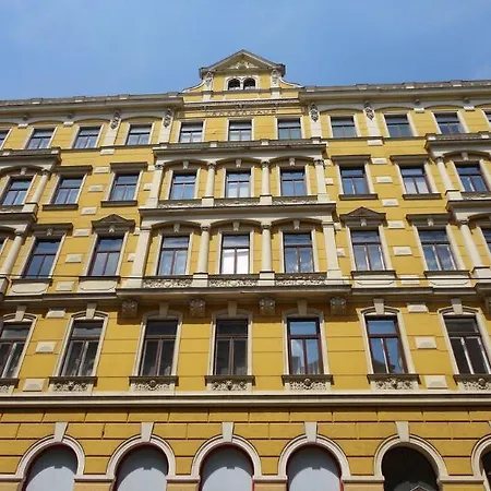Hotel Lehrerhaus 2*
