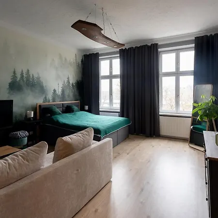 Schonbrunn Garden View Apartment