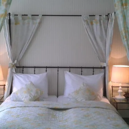 Boutique Kugel 3*