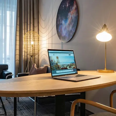 Starlight Renngasse Aparthotel 4*