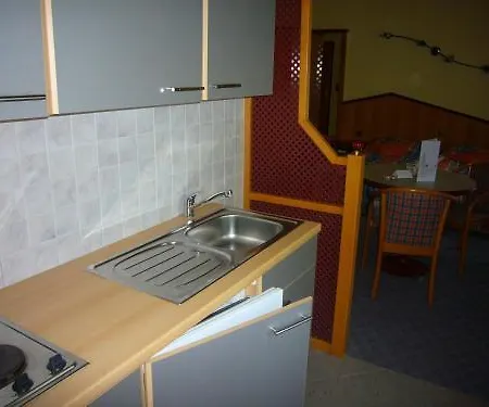 Strebersdorferhof Hotel 3*