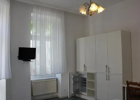 Arnes 2* Vienna