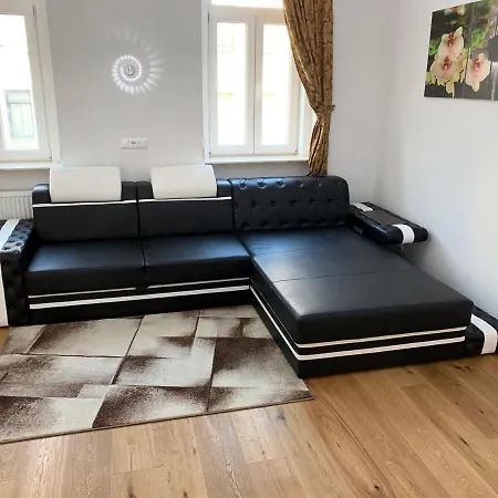 Colony 2* Vídeň
