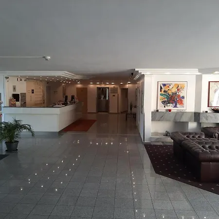 Lenas West Hotell 3*