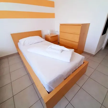 Lenas West Hotell Wien