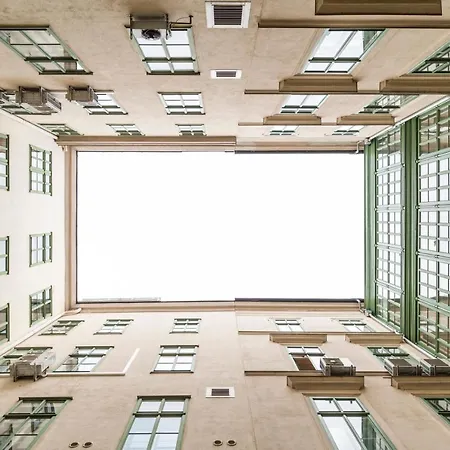 Rooftop Borse By Ichbucheat Apartment Vienna