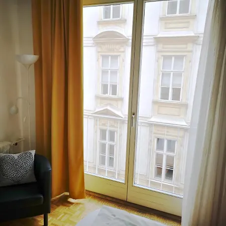 Vienna Studios Apartman