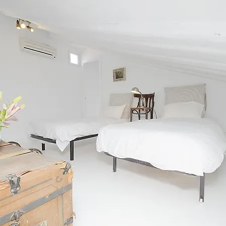 Leonardo Westbahnhof 4* Bécs