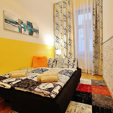 Comfort Augarten Apartment *