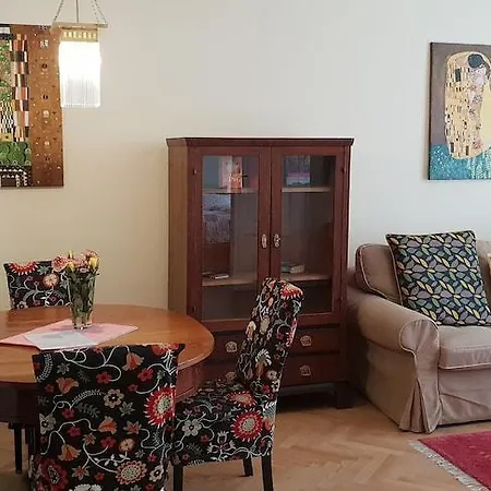 Hermine Apartment *