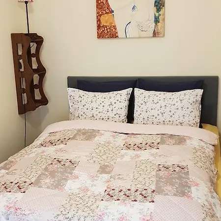 Hermine Apartment *