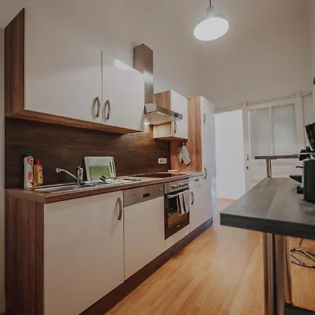 Apartment Karmelita