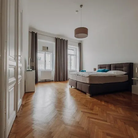 Karmelita Vienna