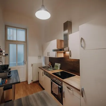 Karmelita Vienna