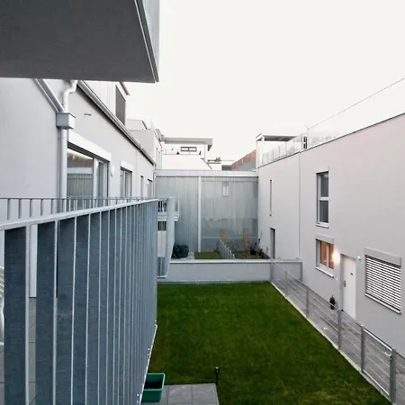 Balcony/pool/free Parking Garage 维也纳