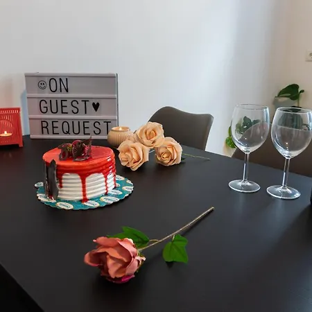 Kingsize Station Apartment Vienna