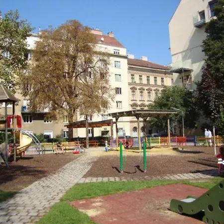 Sunny * Vienna