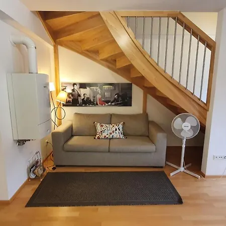 Wiener Maisonette Mit Terrasse Apartmán *