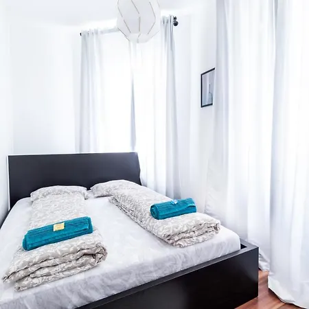 Apartment Maerzstrasse Vienna