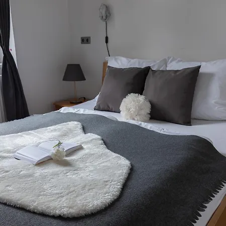 Apartament Station *