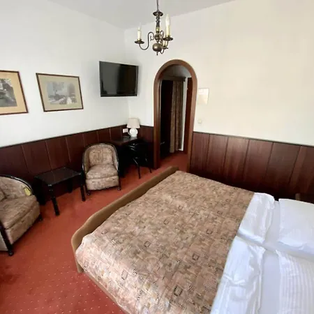 Auhof Apartment *