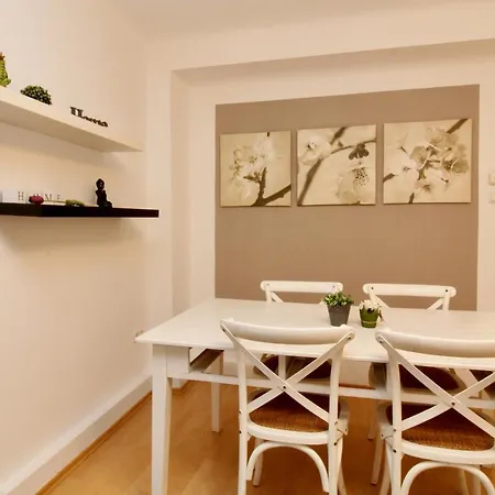 Gorgeous Hideout | Center Apartamento *