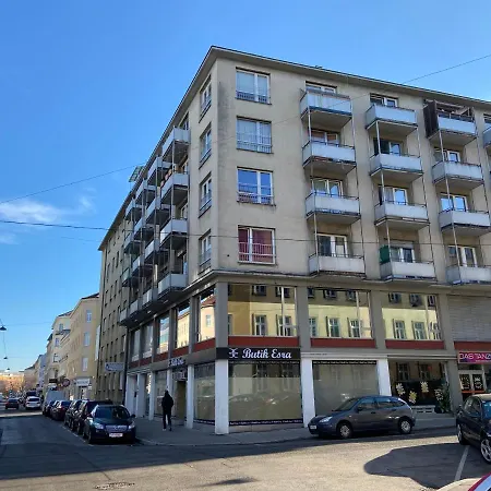 Apartment Rh *