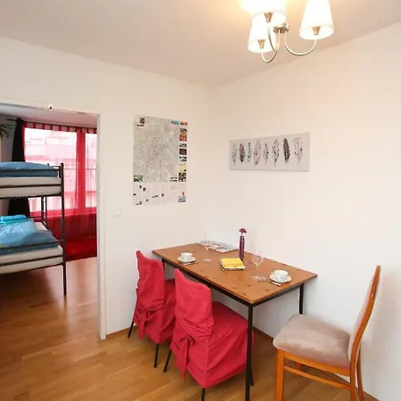 Rh Apartment *