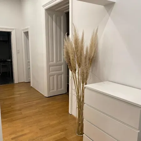 100m2 Naehe 1010 * Wien
