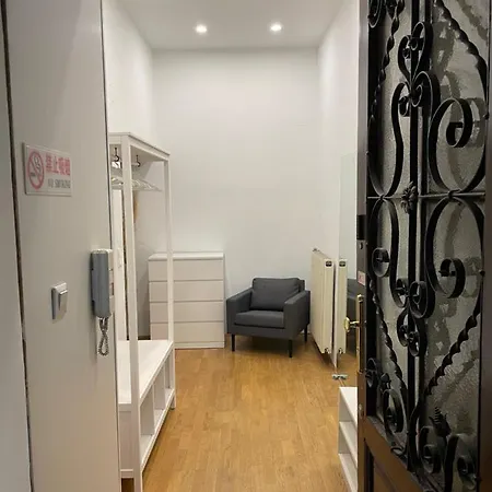 100m2 Naehe 1010 Wien