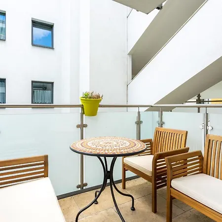 Apartment Donaufeld Living - Geraumiges Mit Balkon Vienna
